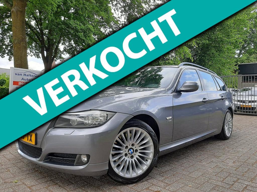 BMW 325I XDRIVE T 3.0 218PK Airco/Clima Leder Int Navi LCI, Auto's, Automaat, Achterwielaandrijving, Gebruikt, Zwart