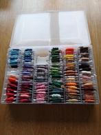 Borduurgaren en toebehoren in goede staat, Ophalen of Verzenden, Zo goed als nieuw, Handborduren, Borduurgaren of Zijde