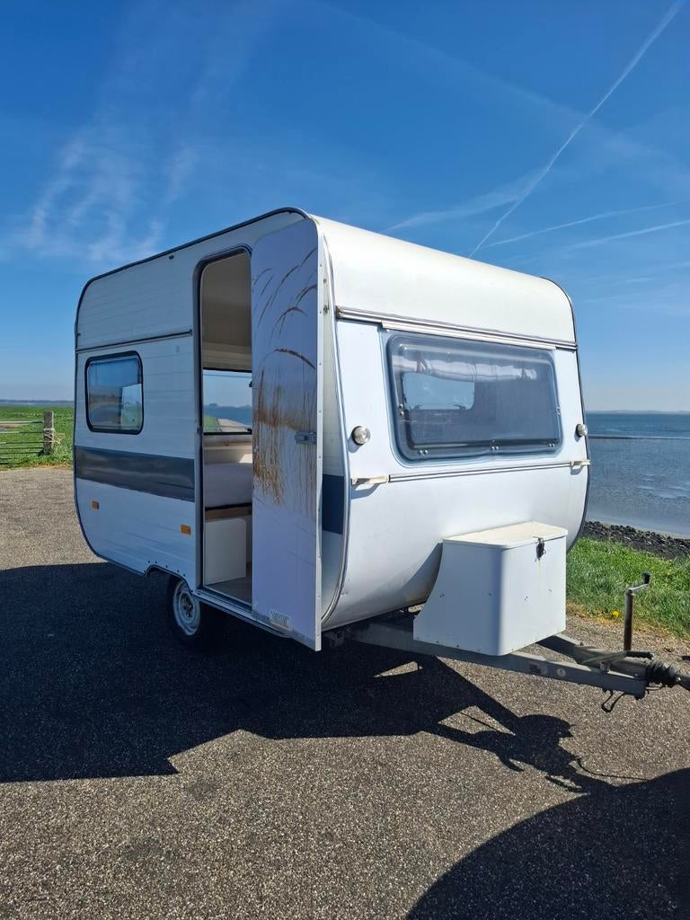 Lichtgewicht Adria caravan, direct klaar voor vakantie!, Caravans en Kamperen, Caravans, Tot en met 2, Treinzit, Particulier, Adria
