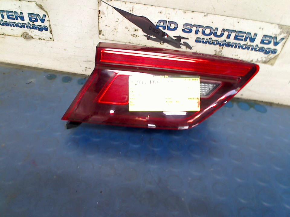 Achterlicht Links BINNEN Volkswagen Tiguan (AD1) 5NA945093F, Gebruikt, Volkswagen, Volkswagen AG, Kundenbetreuung@volkswagen.de