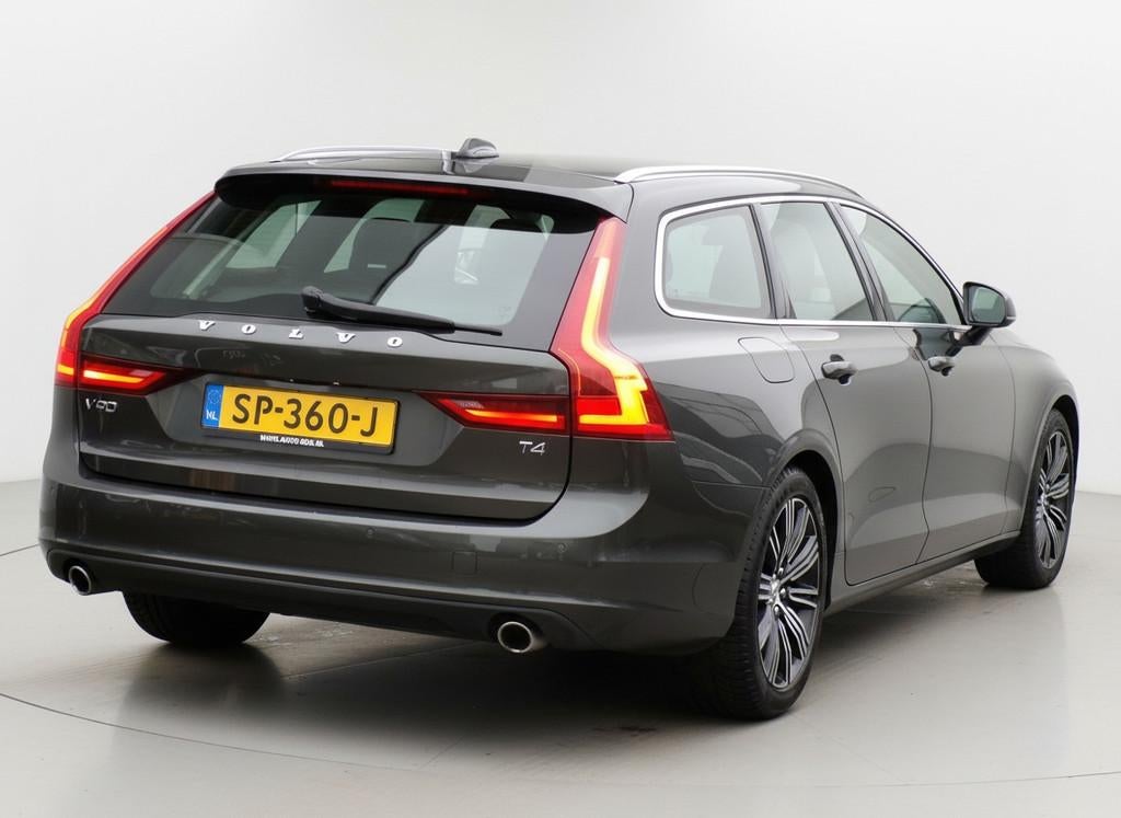 Volvo V90 2.0 T4 Momentum|Leder|Memory|ACC|Cam|Carplay|Trekh, Auto's, Automaat, 93 €/maand, 750 kg, V90