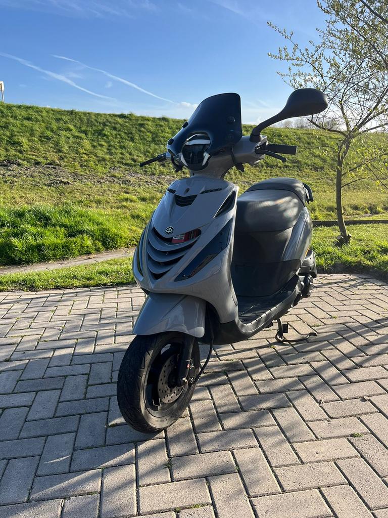 Piaggio zip 2020 4takt 3v 50cc, Ophalen, Gebruikt, Maximaal 45 km/u, Zip