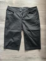 Zwarte Bermuda - Maat 36, Kort, Zwart, Ophalen of Verzenden, Zo goed als nieuw