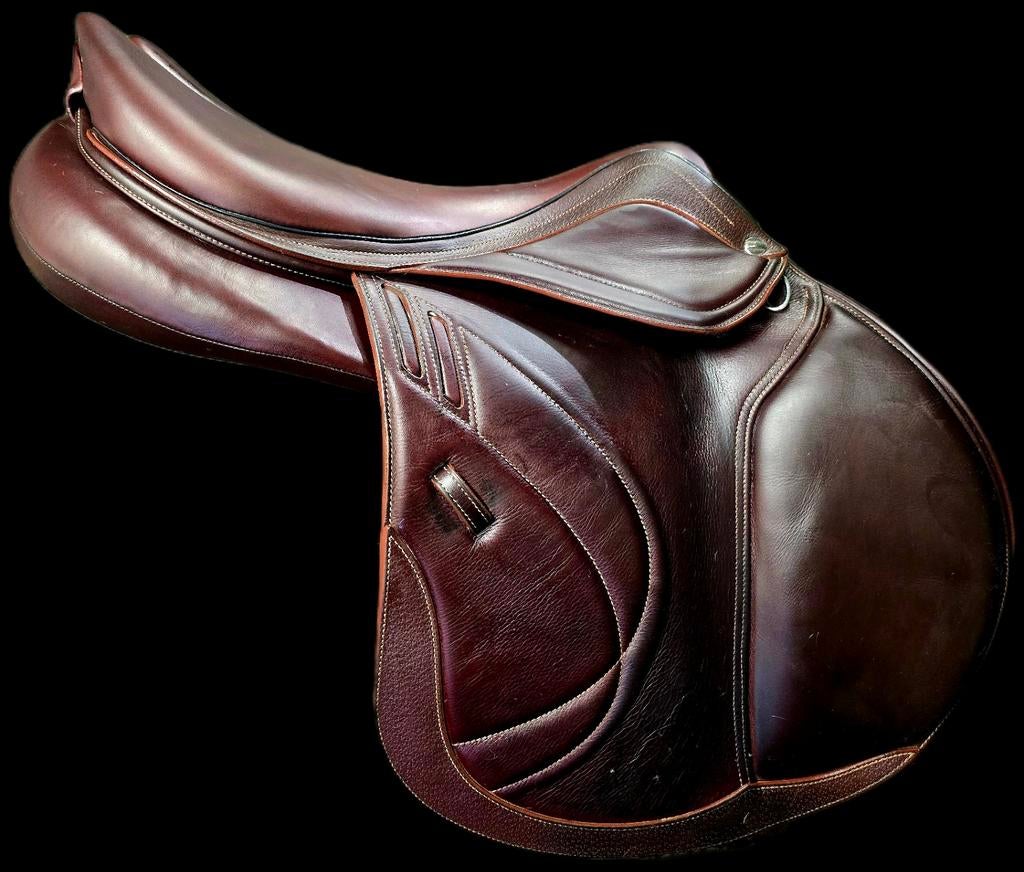 Devoucoux Enara springzadel, Ophalen, Zo goed als nieuw