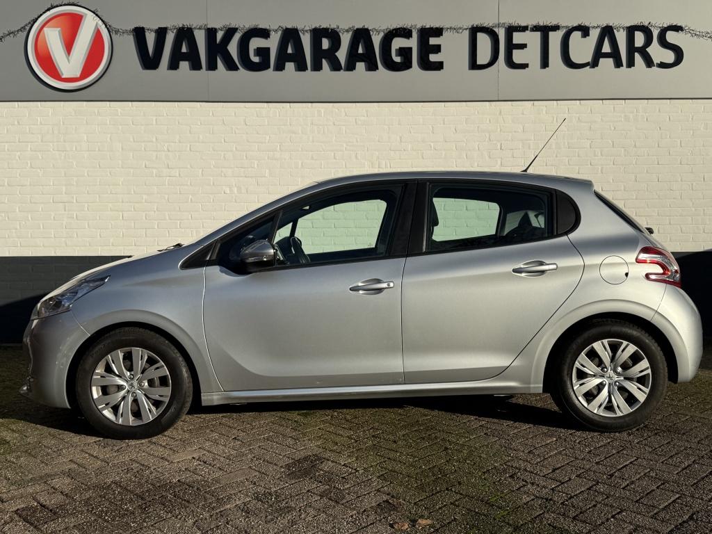 Peugeot 208 1.4 VTi Envy (bj 2012), Auto's, Peugeot, Voorwielaandrijving, Euro 5, Stof, Origineel Nederlands