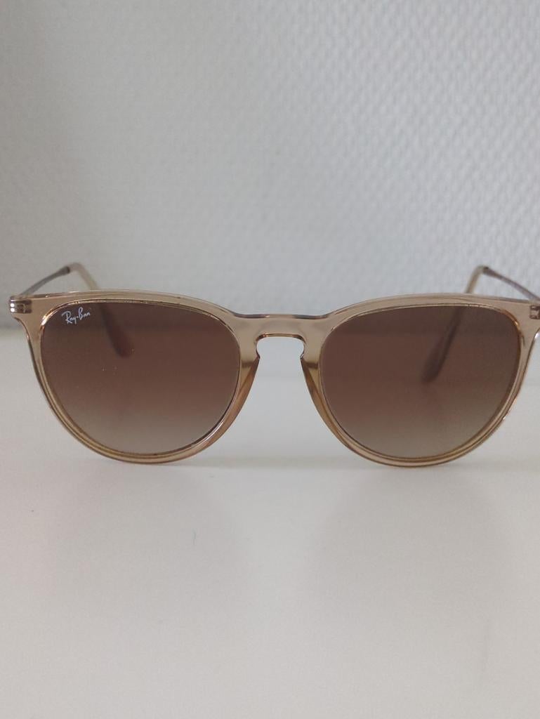 Rayban dames zonnebril, Ophalen of Verzenden, Zo goed als nieuw, Ray-Ban