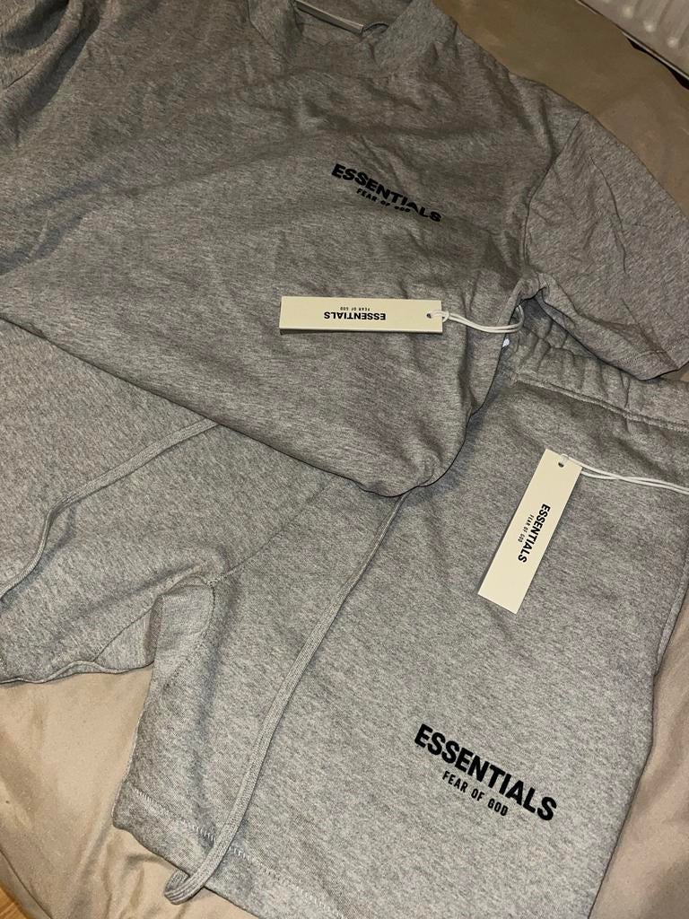 Essentials Fear of God Set - Nieuw met tags, Kleding | Heren, Overige Herenkleding, Ophalen of Verzenden, Nieuw
