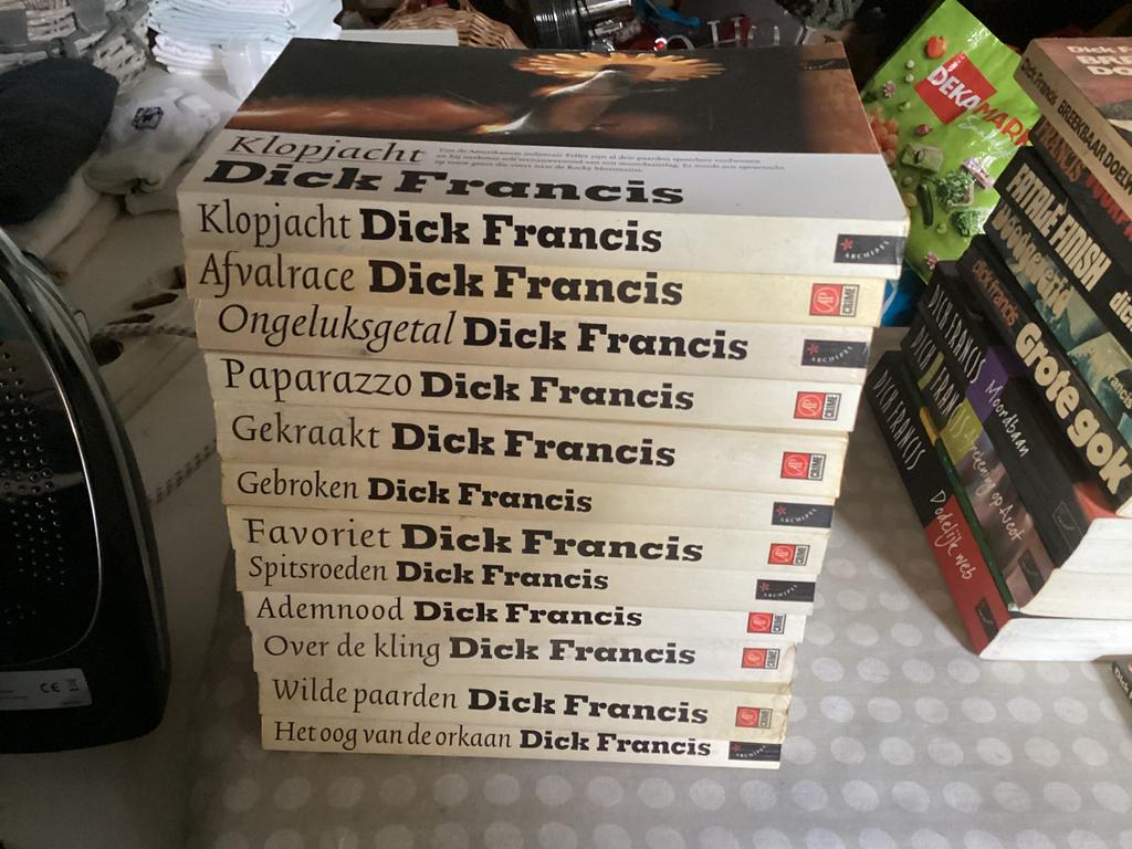 Dick Francis collectie, Boeken, Ophalen of Verzenden, Gelezen