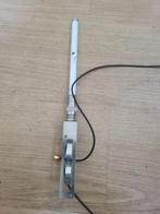 Antenne met bevestigingsbeugel en kabel, Ophalen of Verzenden, Gebruikt, Antenne