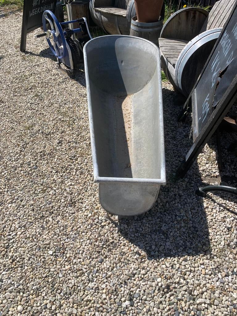 Trog/ Zinken trog/, Ophalen, Minder dan 30 cm, Rond, Zo goed als nieuw