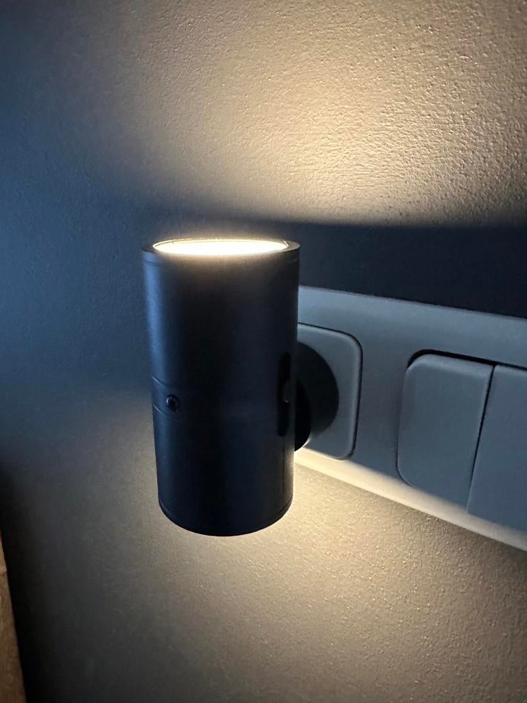 LED lamp Alova stekkerlamp, Huis en Inrichting, Ophalen of Verzenden, Nieuw, Kunststof, Modern