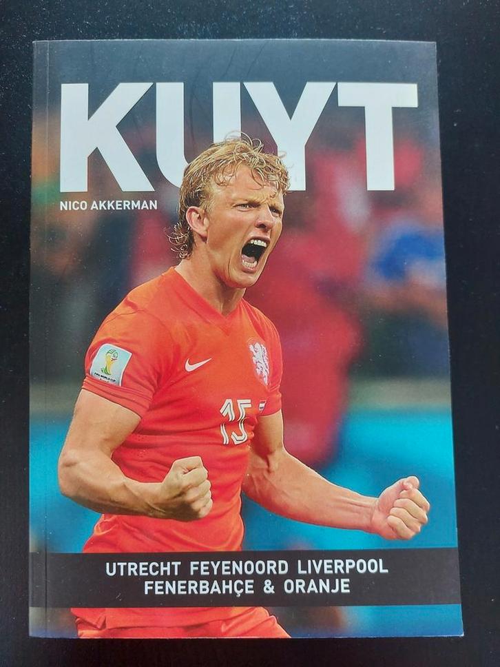 KUYT - Utrecht Feyenoord Liverpool Fenerbahçe & Oranje, Boeken, Sportboeken, Gelezen, Balsport, Ophalen of Verzenden
