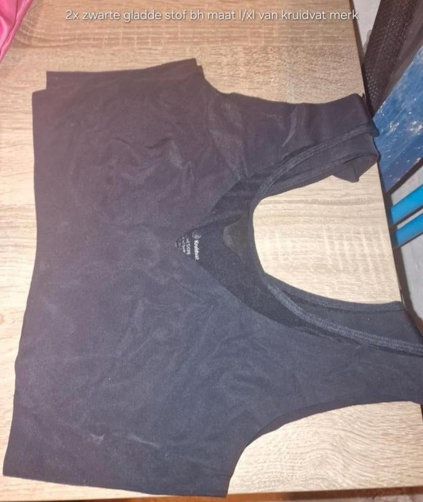 2x zwarte gladde stof bh maat L/XL Kruidvat merk, Ophalen of Verzenden