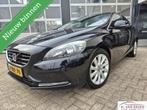 Volvo V40 1.6 T2 Momentum DEALERONDERHOUDEN NAVI PDC NAP, Voorwielaandrijving, 4 cilinders, Zwart, Bedrijf