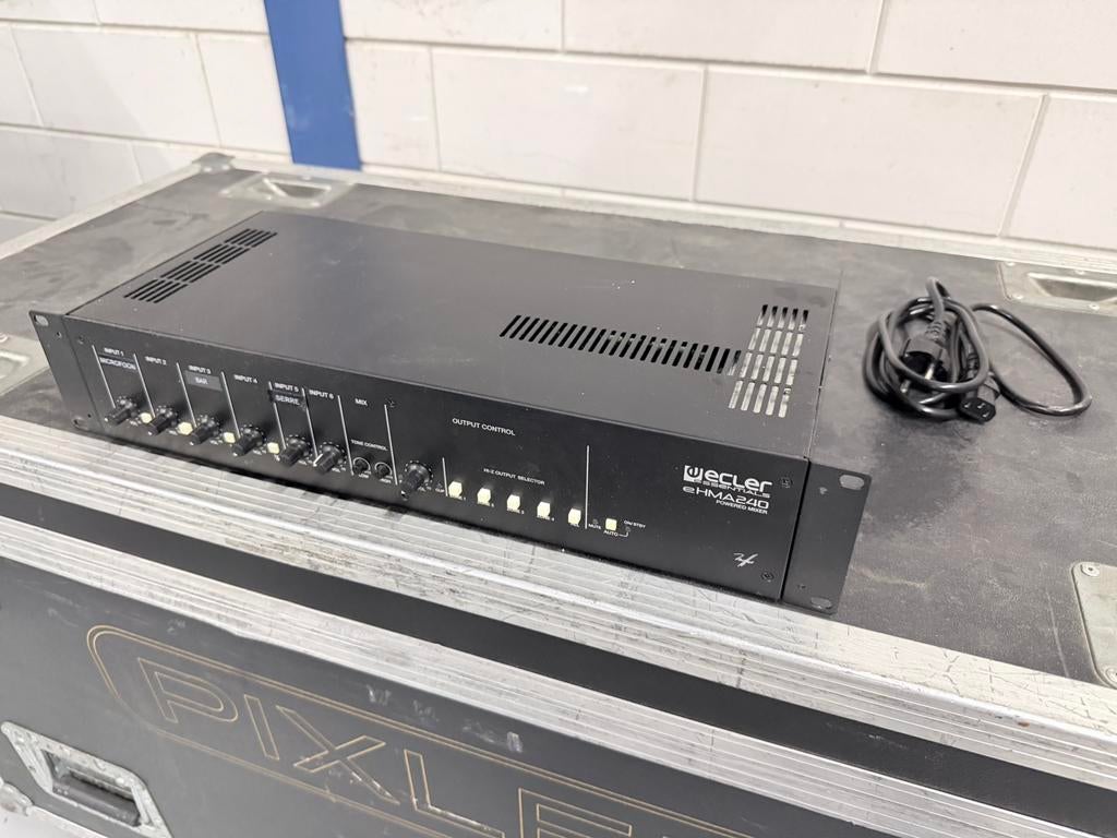 Ecler eHMA240 – 100V / low impedance installatie versterker, Ophalen of Verzenden, Zo goed als nieuw, Audio