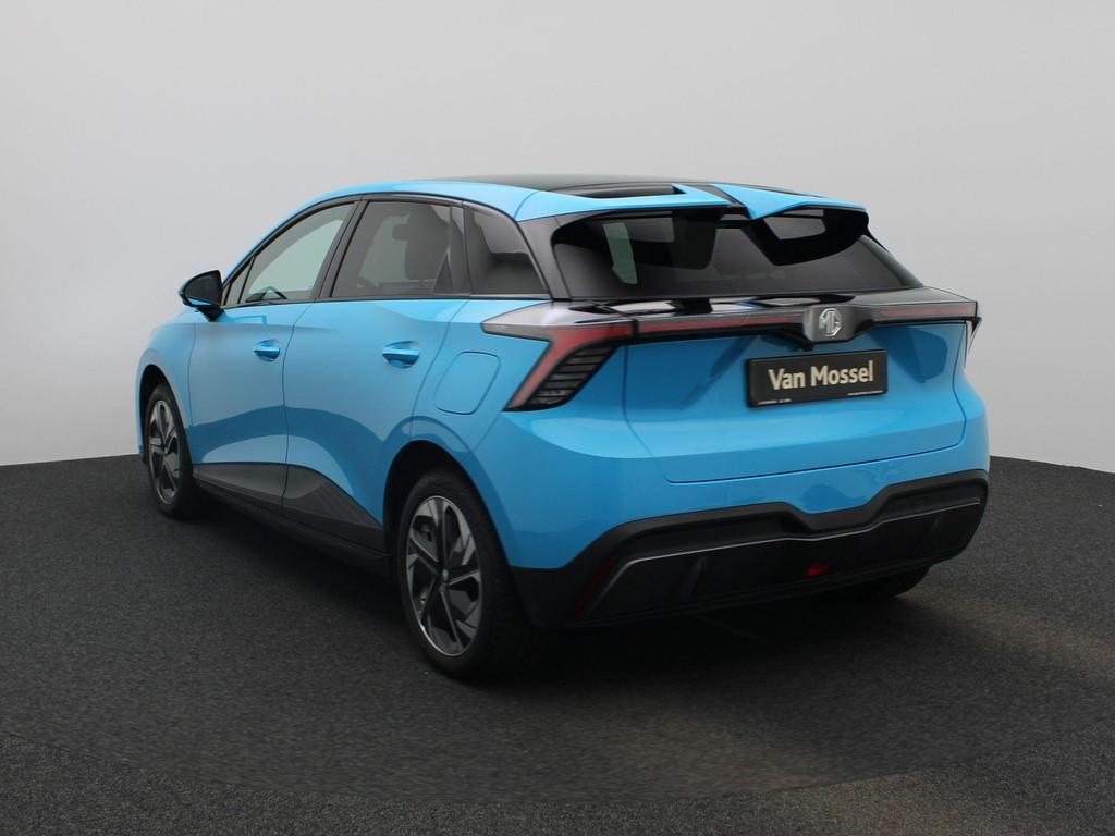 MG MG4 64 kWh 204Pk Luxury | Navigatie | Apple & Android Car, Auto's, MG, Automaat, Gebruikt, 1675 kg, Blauw