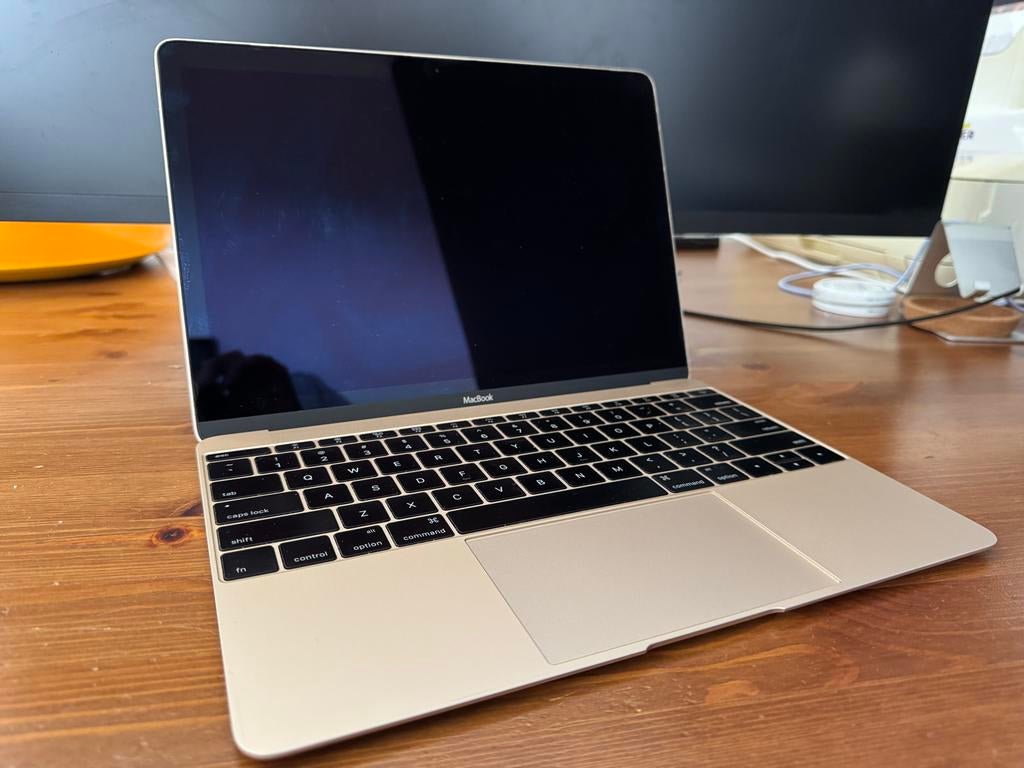 MacBook 12" A1535 - Rose gold, Computers en Software, Apple Macbooks, Gebruikt, Qwerty, 8 GB, Minder dan 2 Ghz