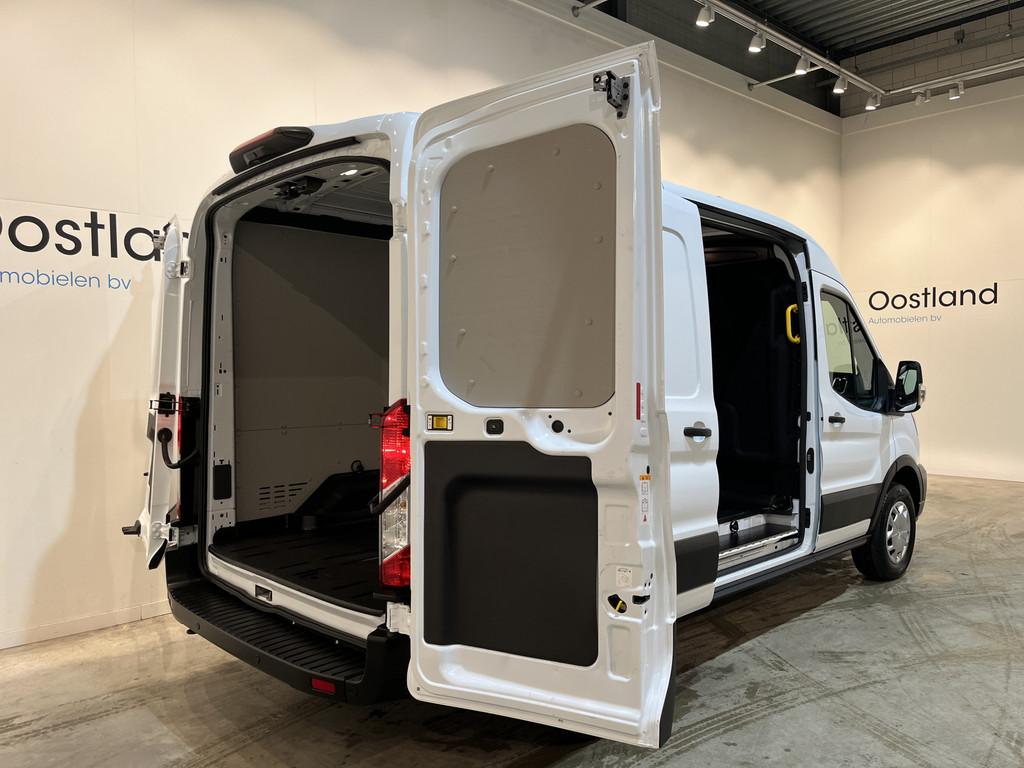 Ford E-Transit 390 (3500 kg) L2H2 Trend 68 kWh / 100% Elektr, Automaat, Gebruikt, Zwart, Met garantie (alle)