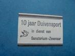 Oud lucifermerk 10 jaar Duivensport Sanatorium in ZEVENAAR, Ophalen of Verzenden, Zo goed als nieuw, Luciferdoosjes of -merken