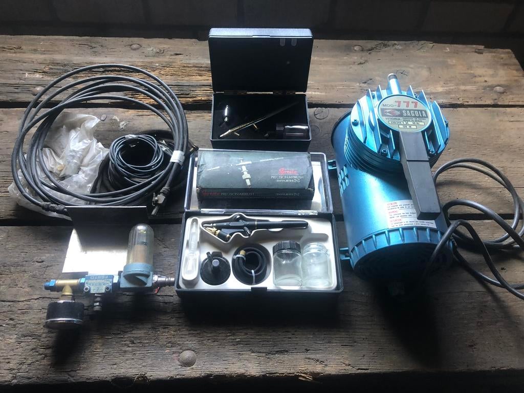 Te koop airbrush, Ophalen, Gebruikt, Airbrush en Toebehoren