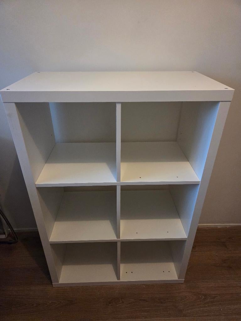 Kallax kast, Huis en Inrichting, Kasten | Boekenkasten, Ophalen, Met plank(en), Overige materialen, 100 tot 150 cm