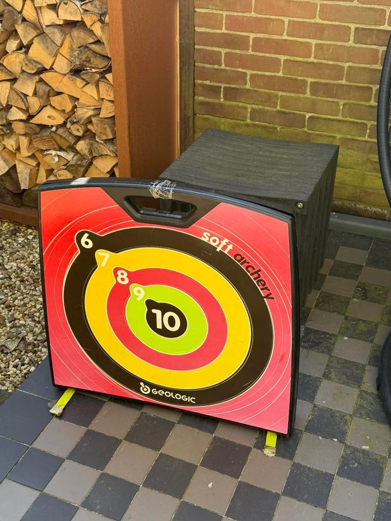 Gratis af te halen - pijl en boog bord, Ophalen, Zo goed als nieuw