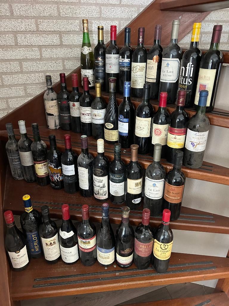 Partij wijn, Verzamelen, Wijnen, Ophalen, Overige gebieden, Zo goed als nieuw, Rode wijn