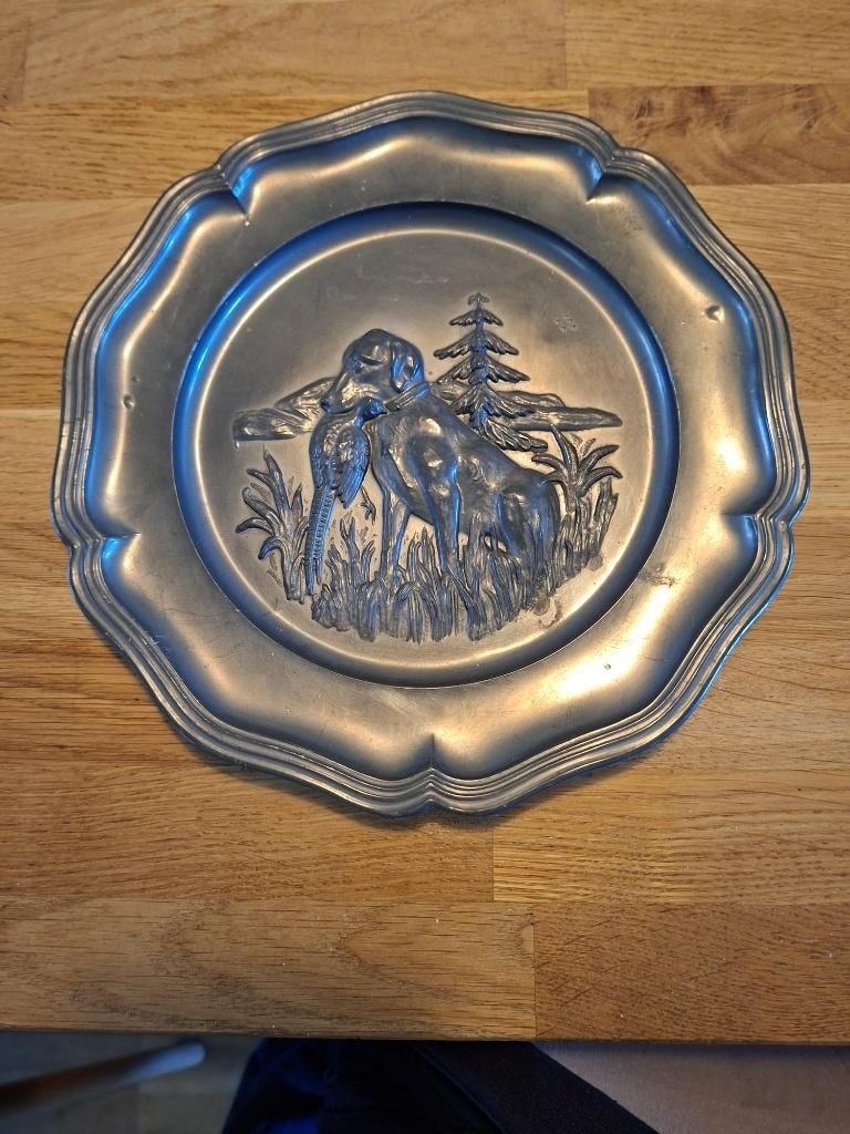 Tinnen wandbord met jachthond met fazant (Ø 23 cm), Ophalen of Verzenden