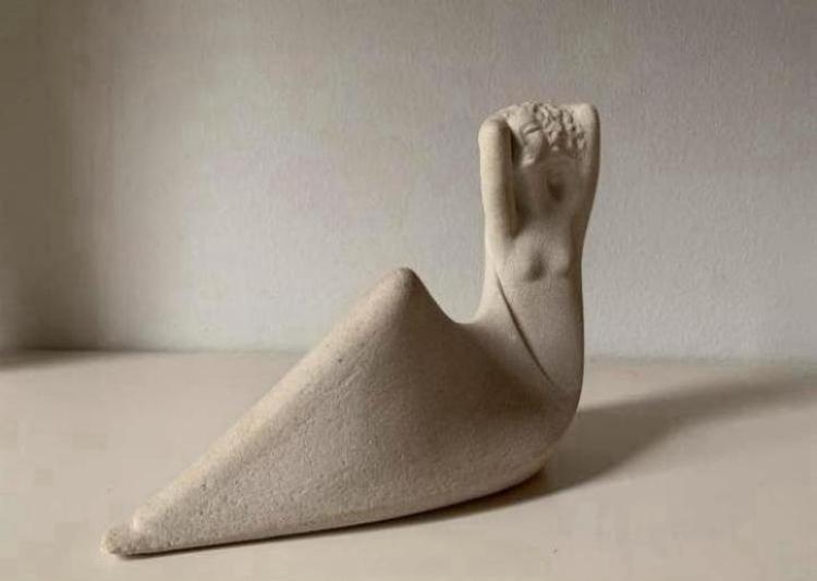 Beeldje 20cmx14 cm Marbell Stone Art - materiaal steen o.i., Ophalen of Verzenden