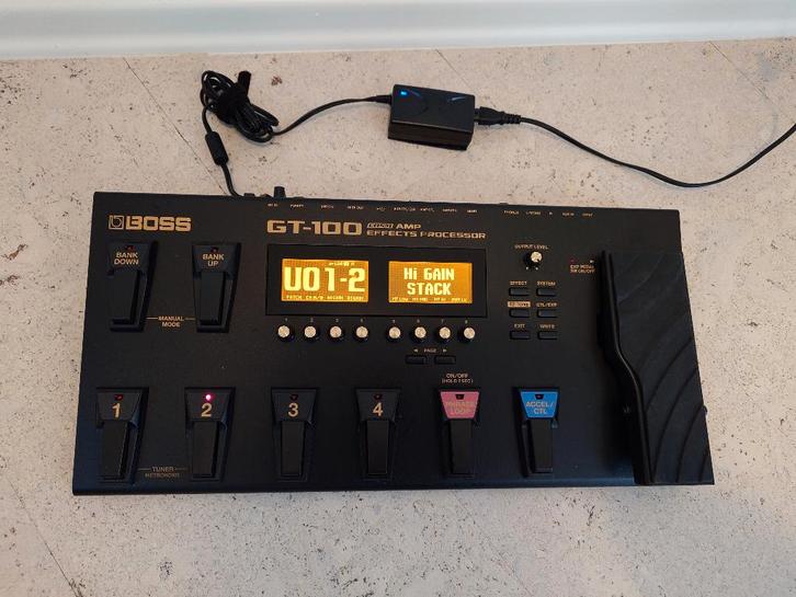 Boss GT-100 Version 2.0, Muziek en Instrumenten, Effecten, Gebruikt, Multi-effect, Ophalen of Verzenden