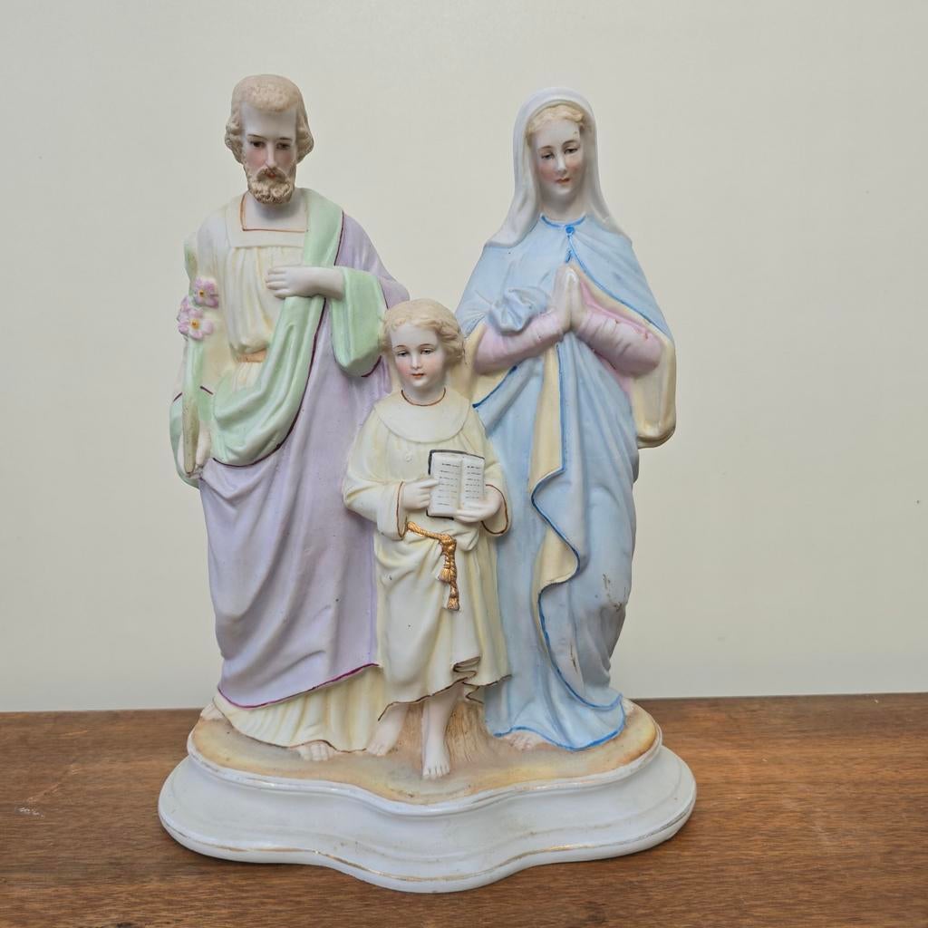 Porseleinen beeld: Ouderlijk stel met kind (Heilige Familie), Antiek en Kunst, Antiek | Religie, Ophalen of Verzenden