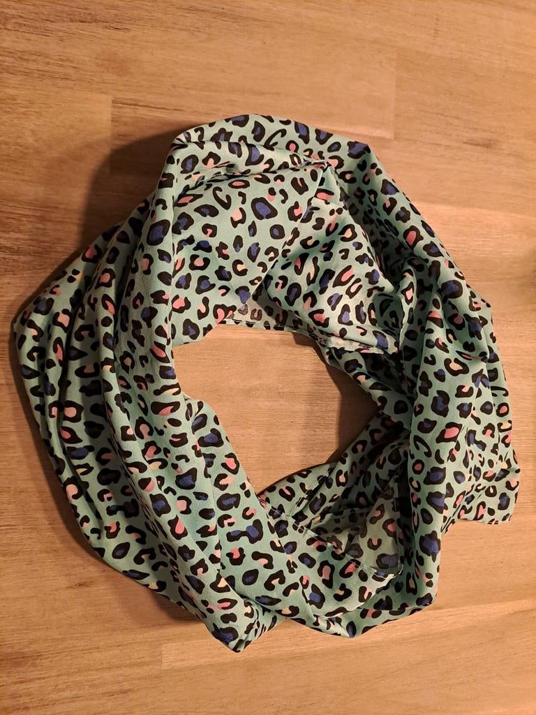 Fleurige col sjaal, Ophalen of Verzenden, Zo goed als nieuw, Sjaal