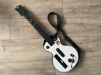 Nintendo Wii Guitar Hero / Rock Band Gitaar - Wit - Rockband, Muziek, 1 speler, Ophalen of Verzenden, Zo goed als nieuw