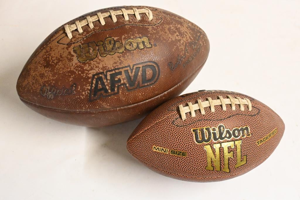 Wilson american football officiele AFVD bal + NFL mini size, Verzamelen, Ophalen of Verzenden, Gebruikt, Buitenlandse clubs, Overige typen