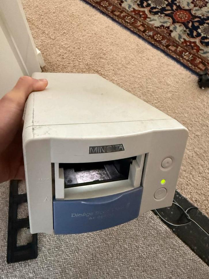 Minolta Dimage Scan Dual II Filmscanner, Computers en Software, Scanners, Gebruikt, Diascanner, Windows, Ophalen of Verzenden