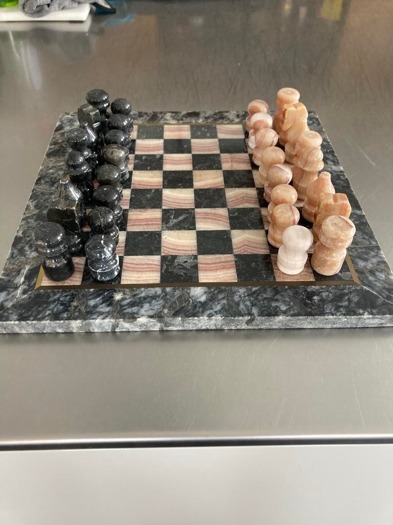 Handgemaakt Marmer Schaakbord met Schaakstukken, Ophalen of Verzenden, Minder dan 500 stukjes, Nieuw, Schaken