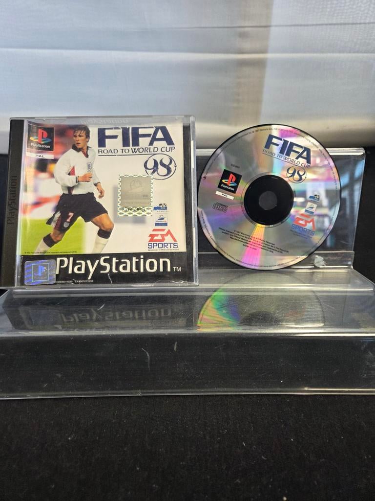 FIFA Road to World Cup 98 - PlayStation 1 (PS1), Spelcomputers en Games, Gebruikt, Electronic Arts, Onbekend, 2 spelers