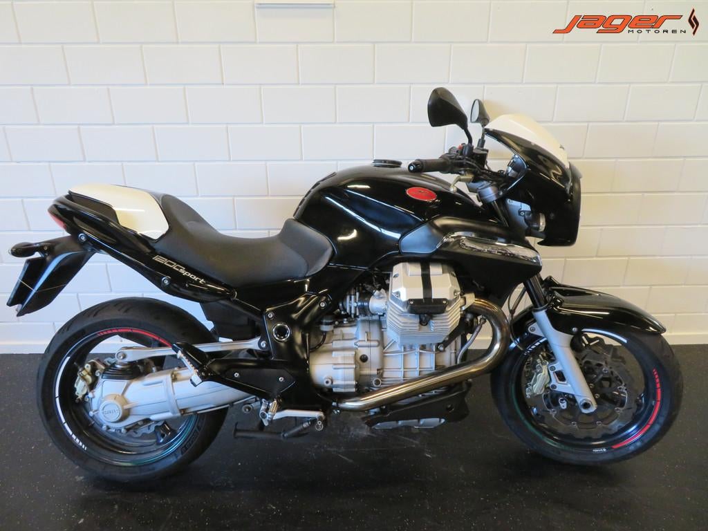 Moto Guzzi BREVA 1200 SPORT TOP CONDITIE! (bj 2009), Motoren, Motoren | Moto Guzzi, Bedrijf, Naked bike