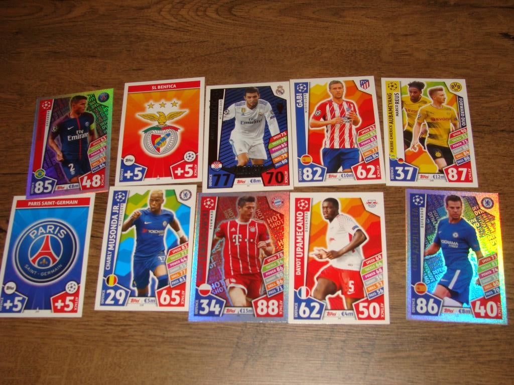 paar topss match attax zie foto, Verzamelen, Sportartikelen en Voetbal, Ophalen of Verzenden, Zo goed als nieuw, Buitenlandse clubs