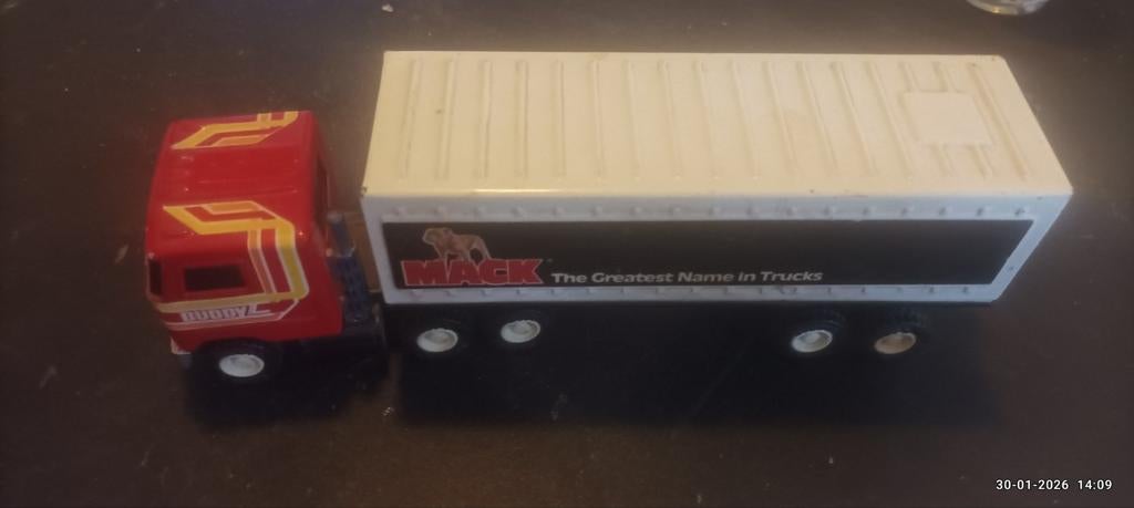 Mack Buddy Vrachtwagen met oplegger, Hobby en Vrije tijd, Modelbouw | Auto's en Voertuigen, Gebruikt, Truck, Groter dan 1:32, Overige merken