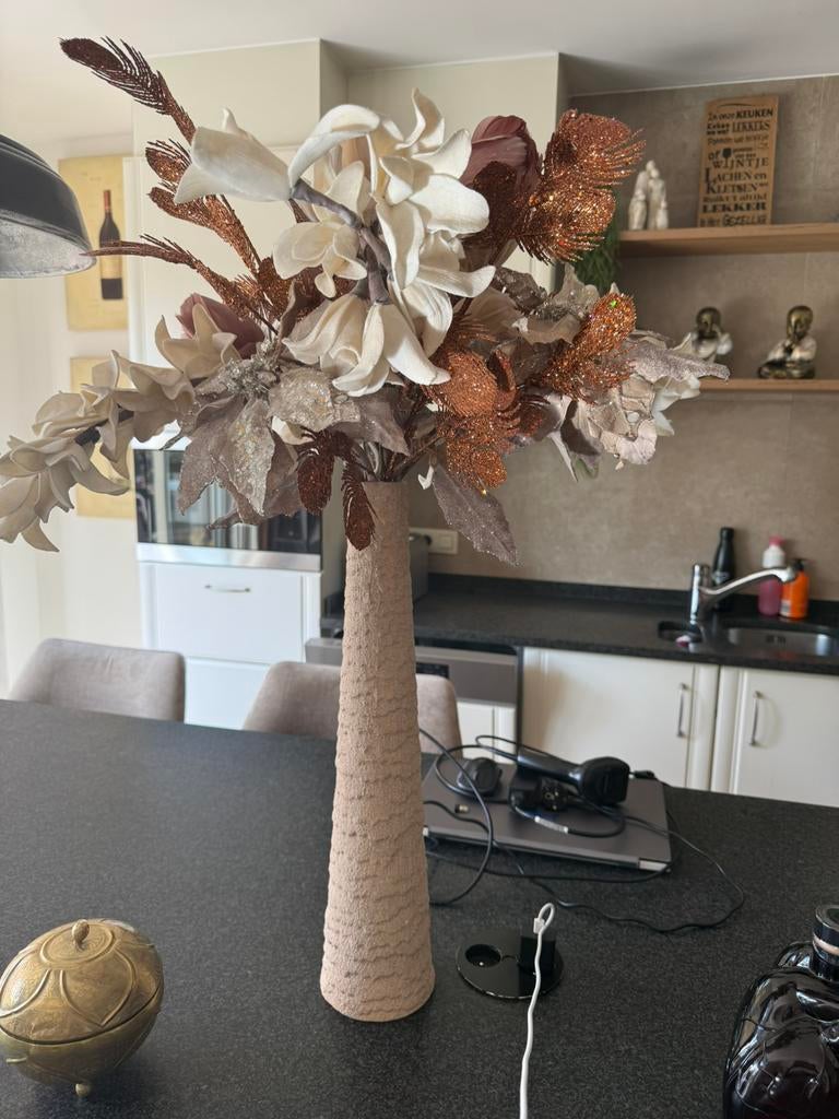 Prachtige vaas met kunstbloemen, Ophalen of Verzenden, Zo goed als nieuw