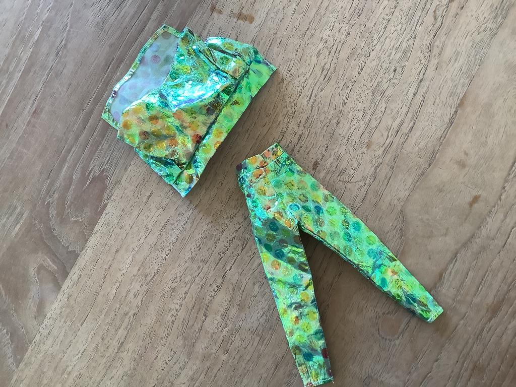 Barbie kleertjes, Ophalen of Verzenden, Zo goed als nieuw, Kleertjes