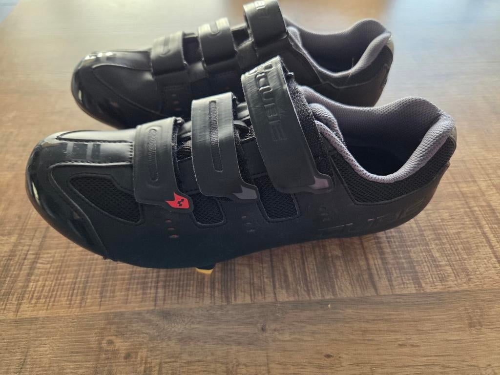 Cube racefietsschoenen maat 42 met SPD-SL schoenplaatjes, Fietsen en Brommers, Fietsaccessoires | Fietskleding, Schoenen, Nieuw