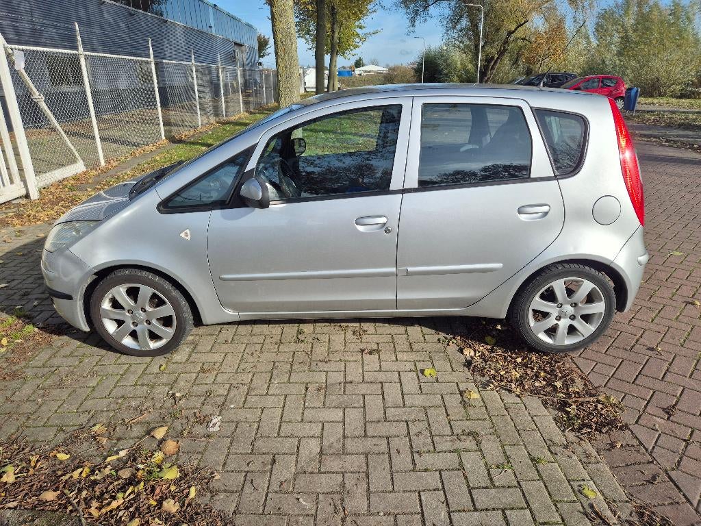 Mitsubishi Colt 1.3 CZ5 2006 Grijs, Auto's, Mitsubishi, Stof, 31 €/maand, Colt, Origineel Nederlands