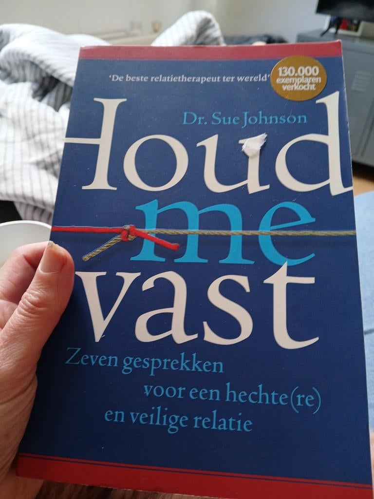 Houd me vast - Dr. Sue Johnson (relatietherapie), Boeken, Ophalen of Verzenden, Gelezen, Dr. Sue Johnson, Nederland