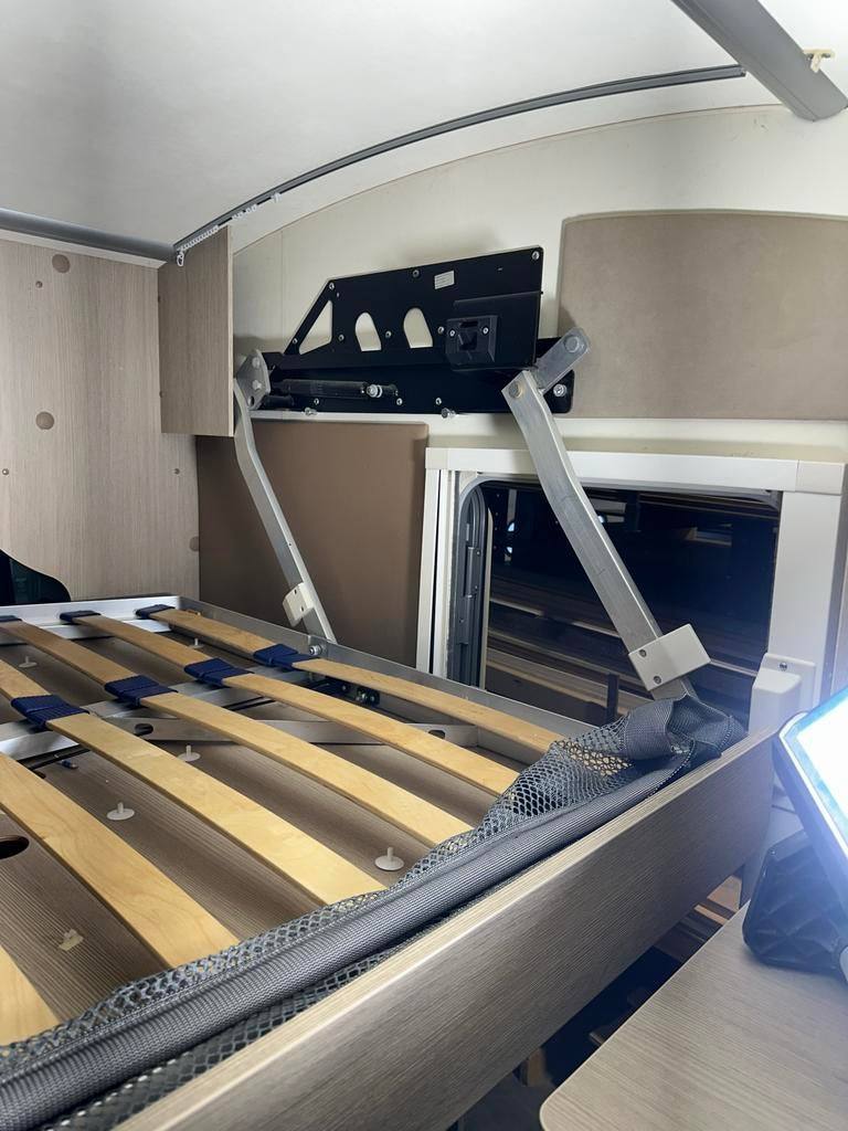 Hefbed voor camper - compleet (excl. moeren), Caravans en Kamperen, Ophalen, Gebruikt