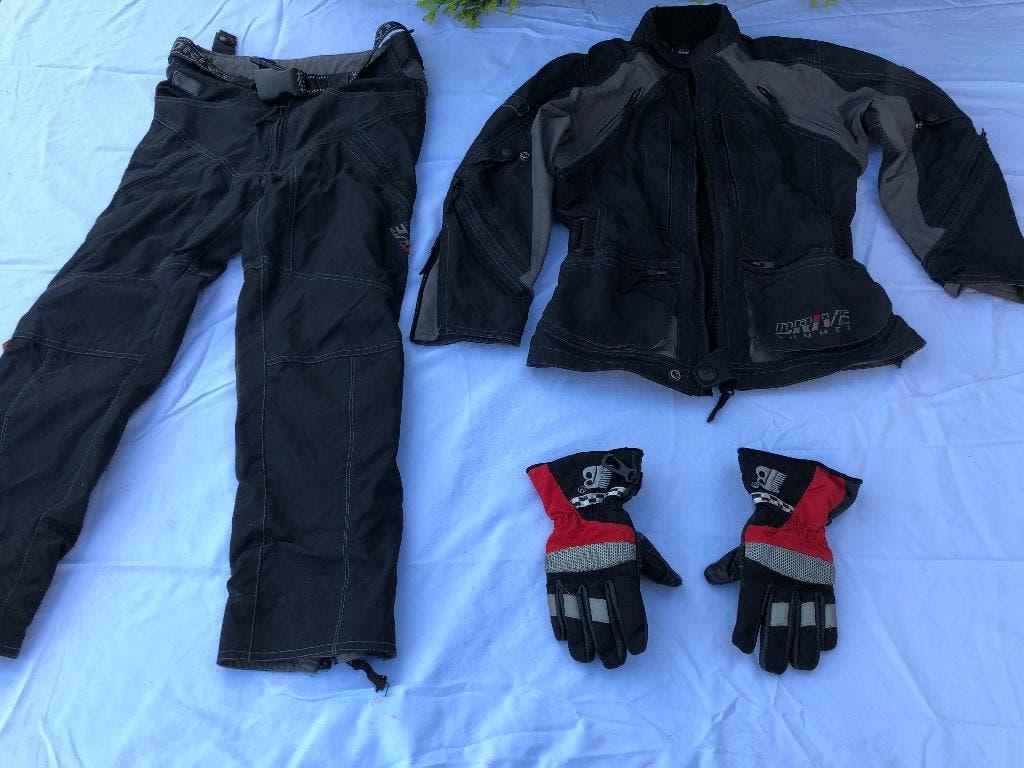 MOTORPAK  KIND  -  jas + broek + handschoenen  - zeer netjes, Ophalen, Tweedehands, Kinderen, Overige typen