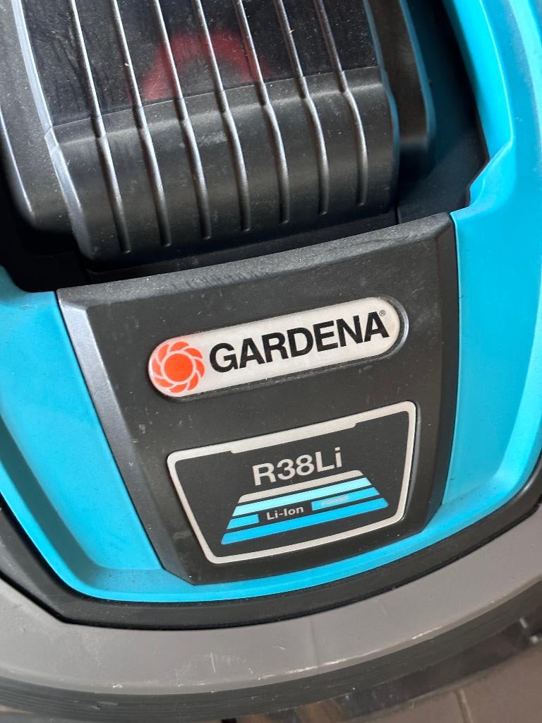 Gardena R38Li Robotmaaier Grijs Turquoise Kunststof, Ophalen, Gebruikt, Minder dan 20 cm, Gardena / Husqvarna