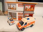 Playmobil ziekenhuis met 2 wagens, Ophalen of Verzenden, Gebruikt, Los playmobil