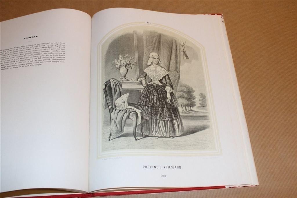 Nederlandse Klederdrachten — Facsimile van De Editie 1857, Boeken, Ophalen of Verzenden, Gelezen